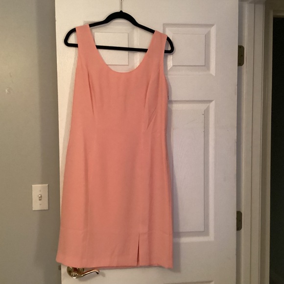 Dress - Picture 2 of 4